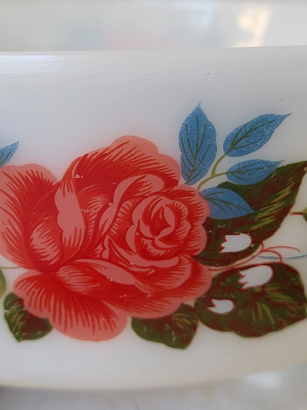 JAJ Pyrex White 3pt Casserole Cottage Rose #513 1970-73 Made In England